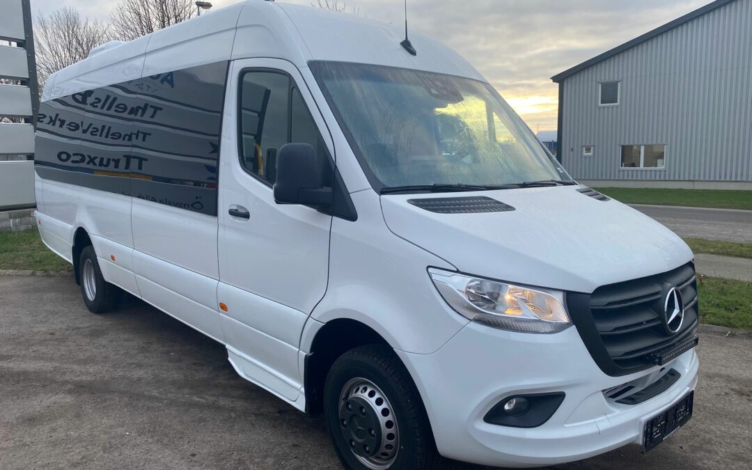Mercedes 519 CDI – 22 pax